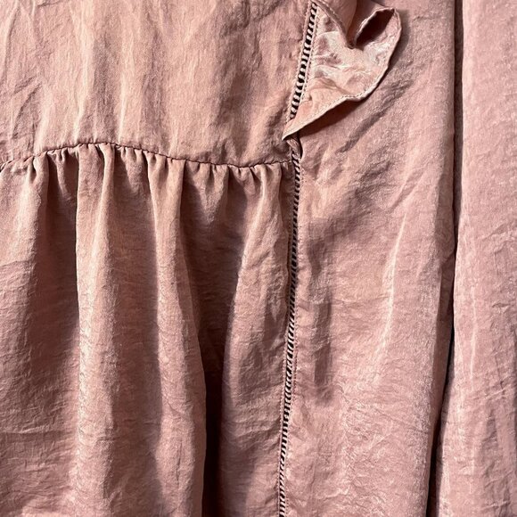 Altar'd State pink long sleeved ruffle blouse classic style boho lightweight - Picture 4 of 7